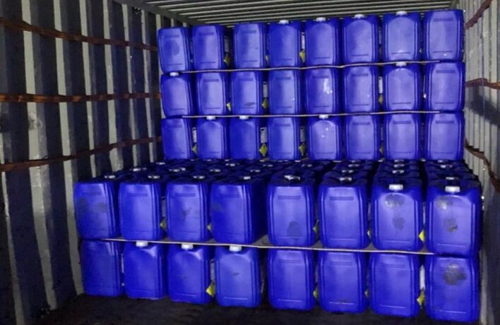 hydrogen peroxide distributor